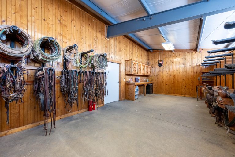 074 1050 South Manila Road 074 768x512